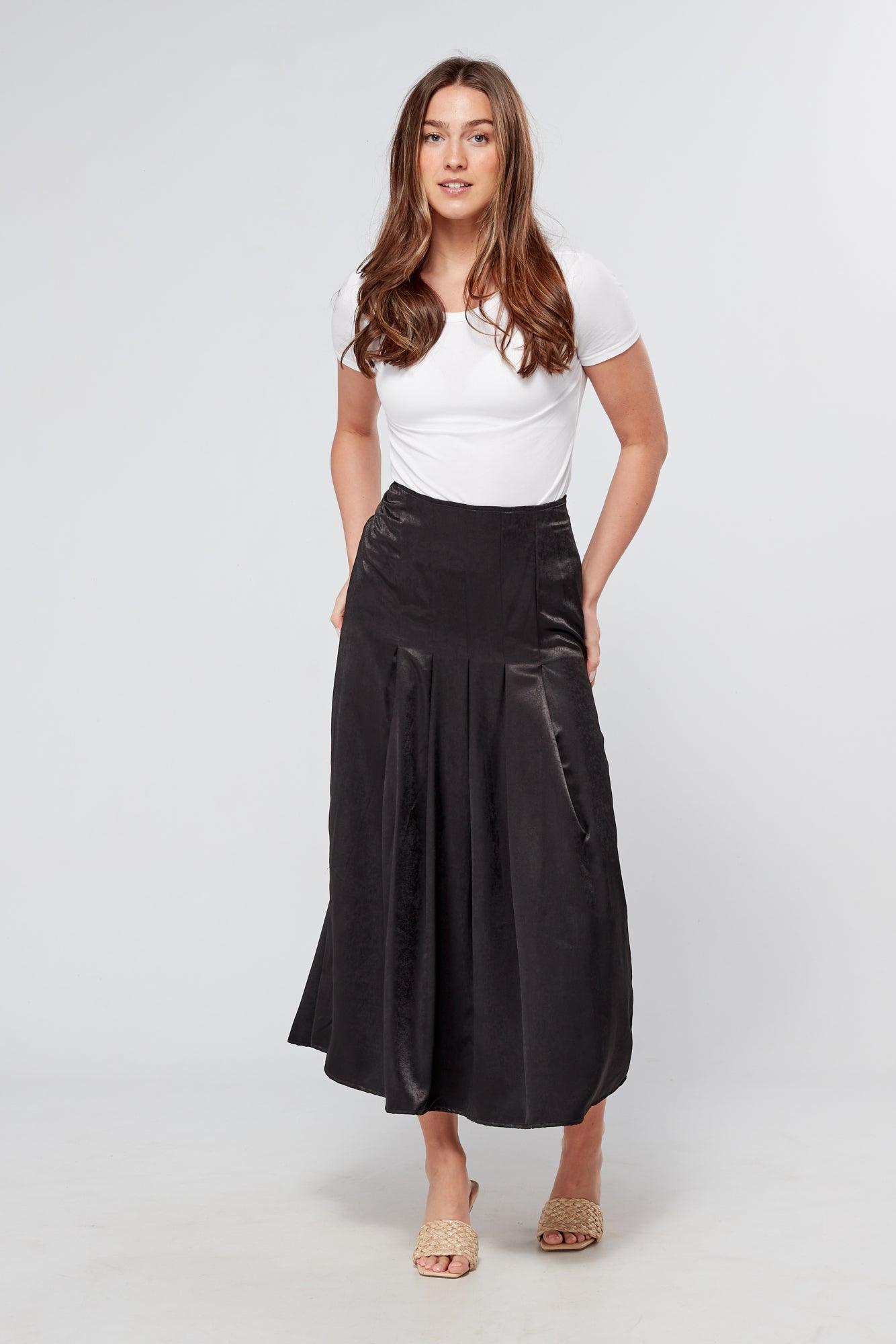 Delphine Black Pleated Skirt - TAHLIRA