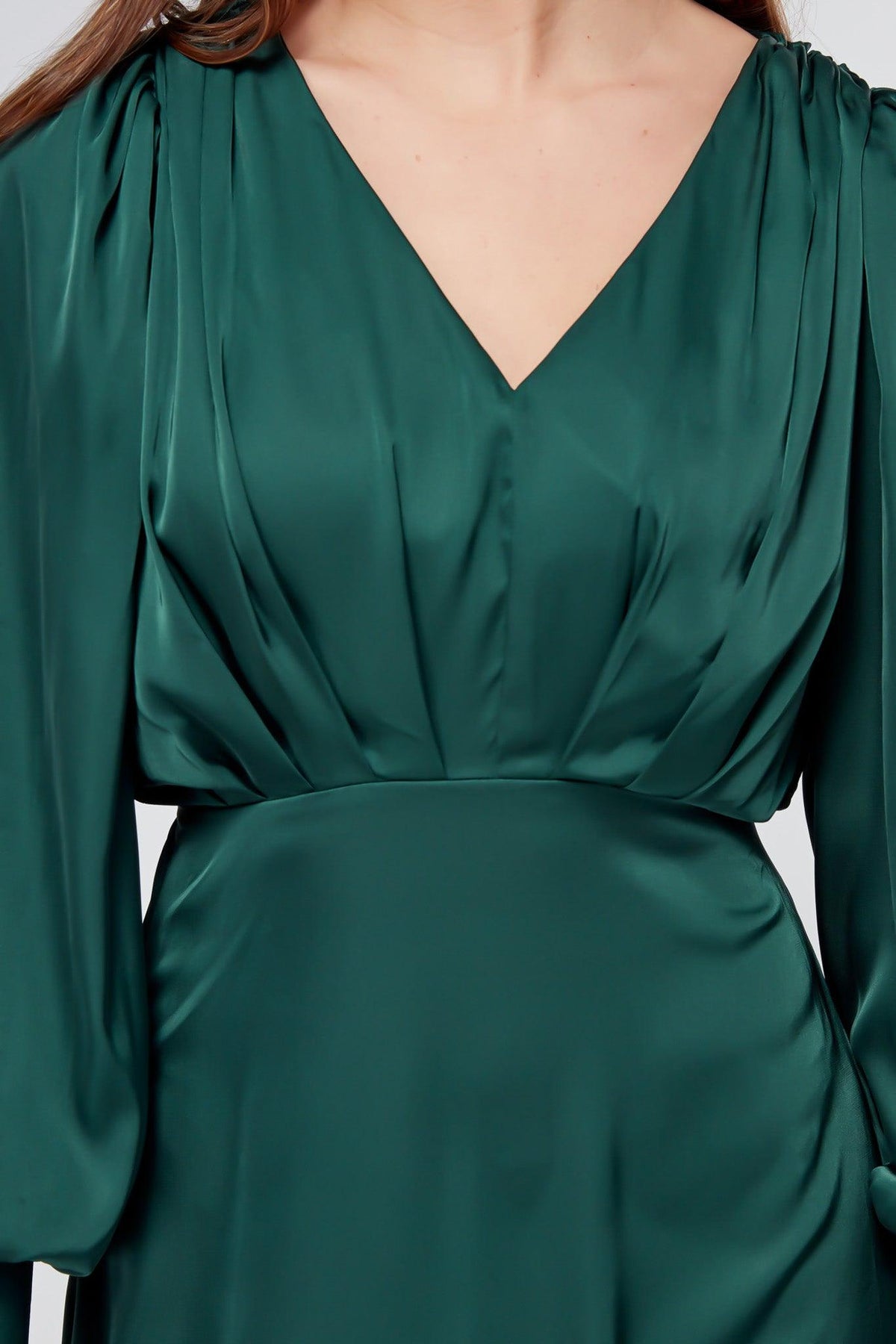 Layla Emerald Green Satin Maxi Dress With Long Sleeves - TAHLIRA