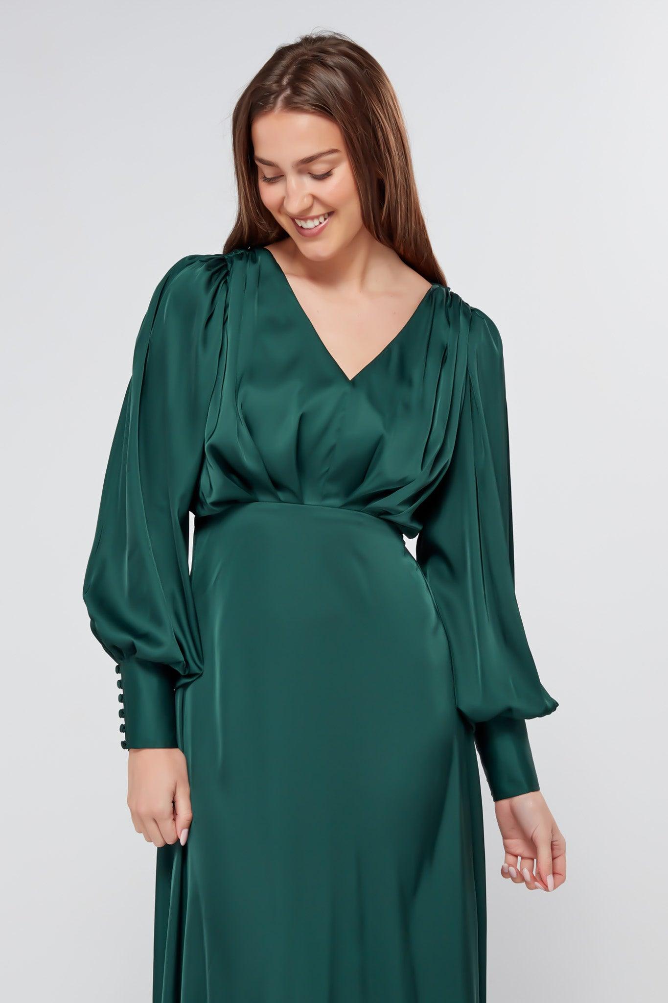 Emerald Silk Long Sleeve Maxi Dress Reviews Layla Emerald Green Satin Maxi Dress With Long Sleeves Emerald Silk Long Sleeve Maxi Dress Reviews Layla Emerald Green Satin Maxi Dress With Long Sleeves